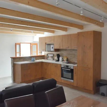 Дом отдыха Casa Natalina De Caractere Entierement Renovee Classee 4 Etoiles Феличето