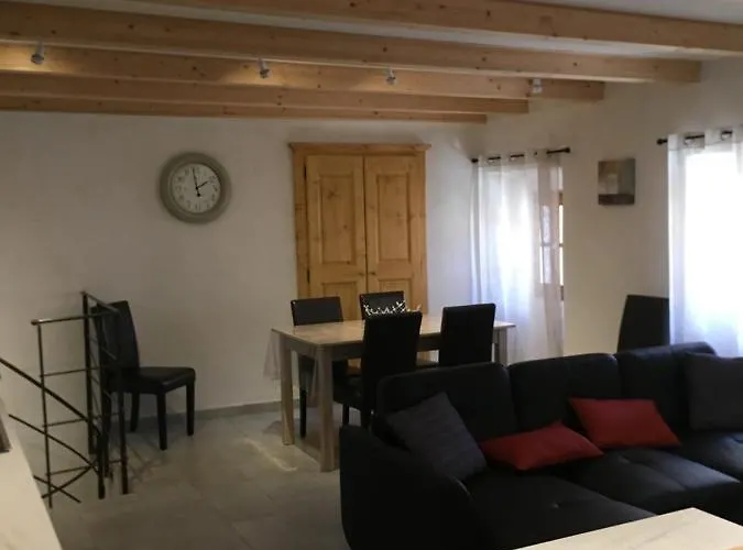 Casa Natalina De Caractere Entierement Renovee Classee 4 Etoiles 费里切托