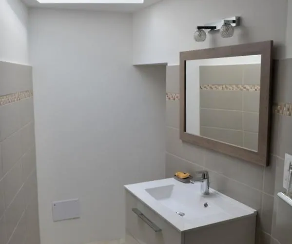 度假居 Casa Natalina De Caractere Entierement Renovee Classee 4 Etoiles *